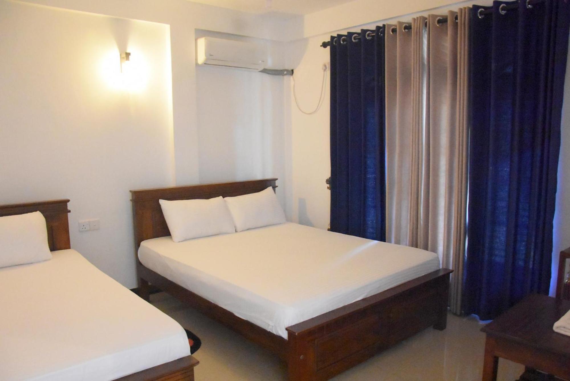 Silverline Guest House Anuradhapura Ngoại thất bức ảnh
