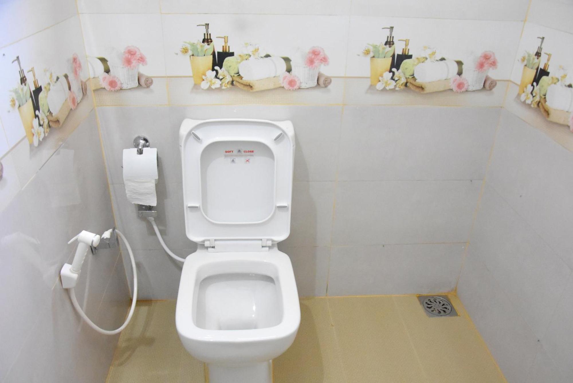 Silverline Guest House Anuradhapura Ngoại thất bức ảnh