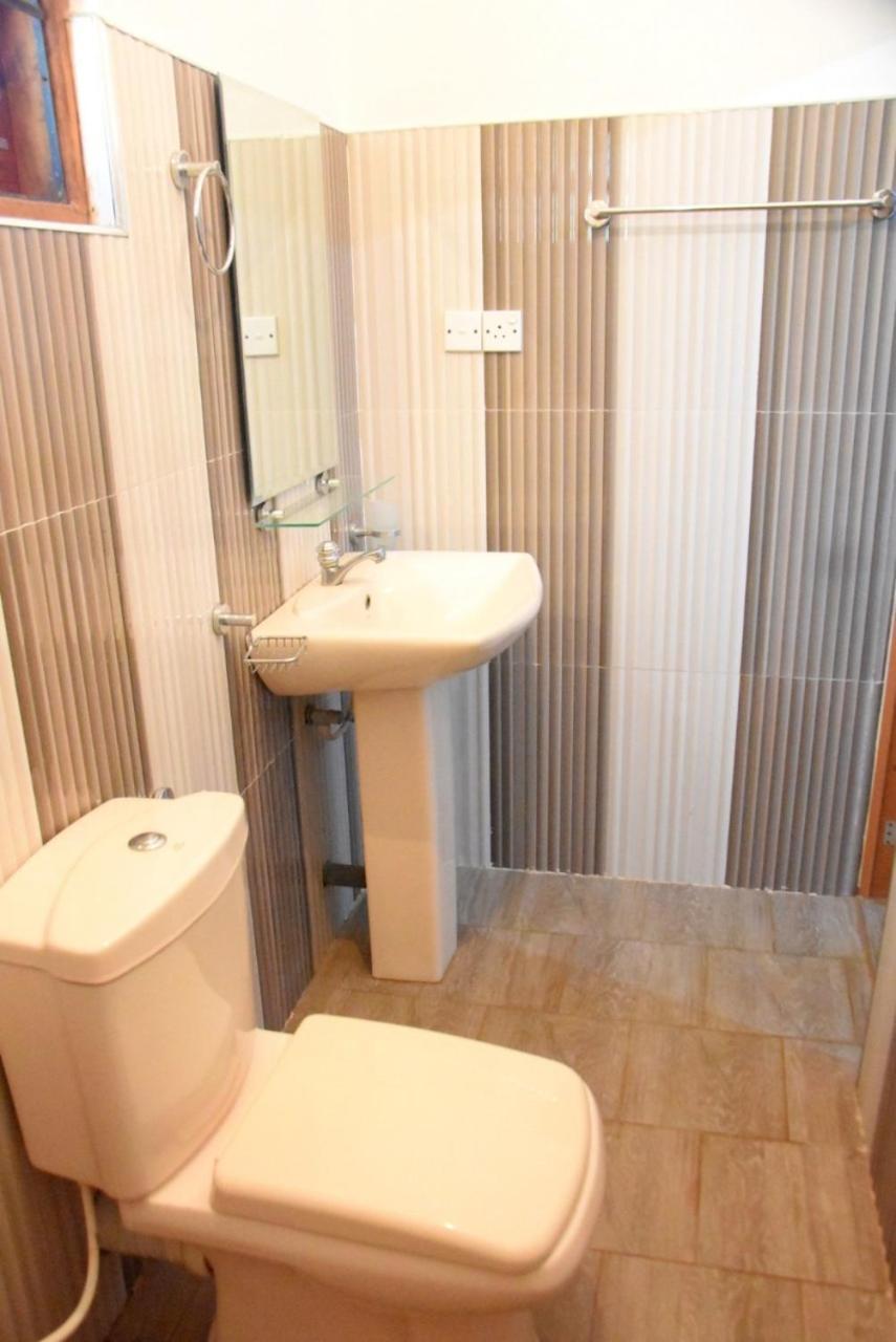Silverline Guest House Anuradhapura Phòng bức ảnh