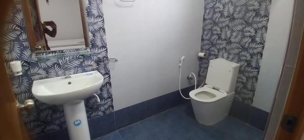 Silverline Guest House Anuradhapura Ngoại thất bức ảnh